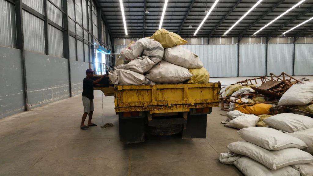 Angkut Sampah Proyek
